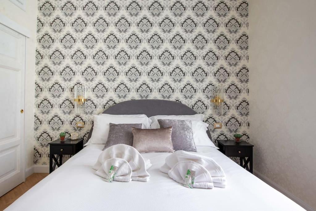 Colosseum 10Steps Away, Marco Aurelio Luxury House 로마 외부 사진