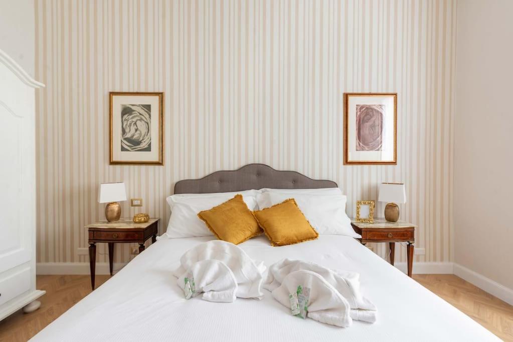 Colosseum 10Steps Away, Marco Aurelio Luxury House 로마 외부 사진