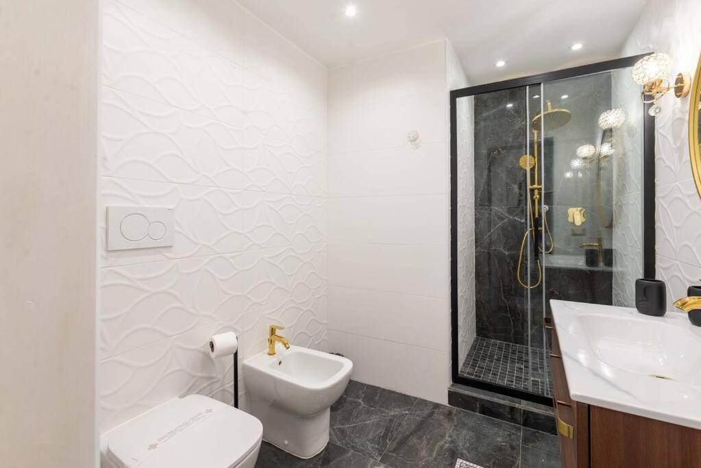 Colosseum 10Steps Away, Marco Aurelio Luxury House 로마 외부 사진